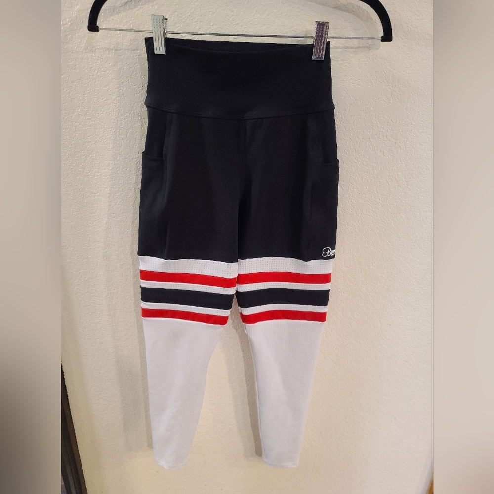 Bombshell Sportswear Thigh High Leggings Size M With Pockets Black/white/red